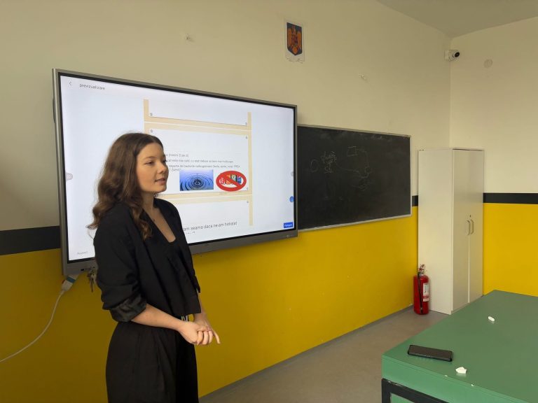 Prezentare susținută într-o școală